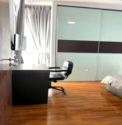 The Lakeshore (D22), Condominium #563315091